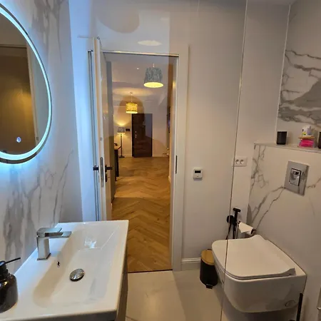 Apartmán Cozy & Free Private Parking Craiova