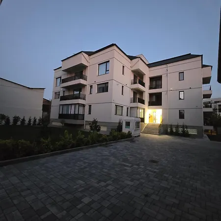Apartmán Cozy & Free Private Parking